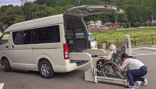 送迎車の様子