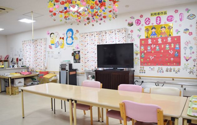 色鮮やかな飾りの部屋