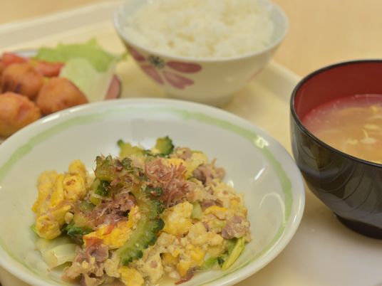 和風の食事セット