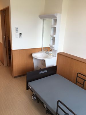 寝室と洗面台の居室