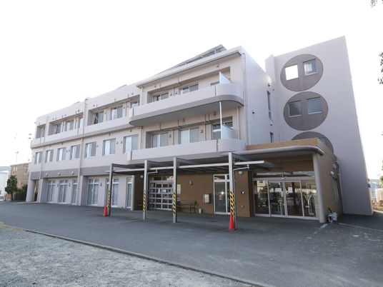 モダンな建物の外観