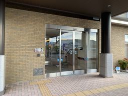 施設の入り口