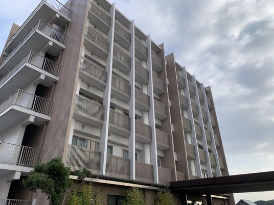 高層建物の外観