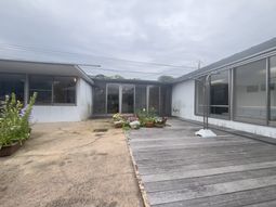 ゆったりとした中庭