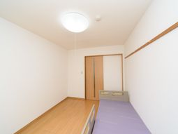 清潔感のある居室風景