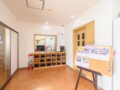 明るいエントランスホール