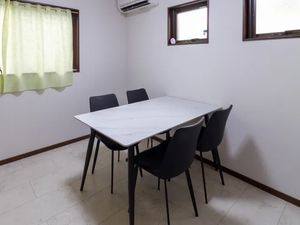 5人用の食事室  