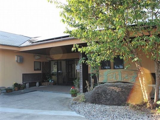 エントランスの外観