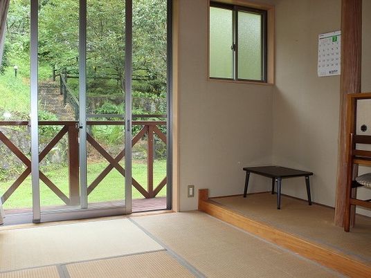 落ち着いた雰囲気の和室