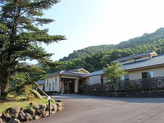 緑豊かなエントランス