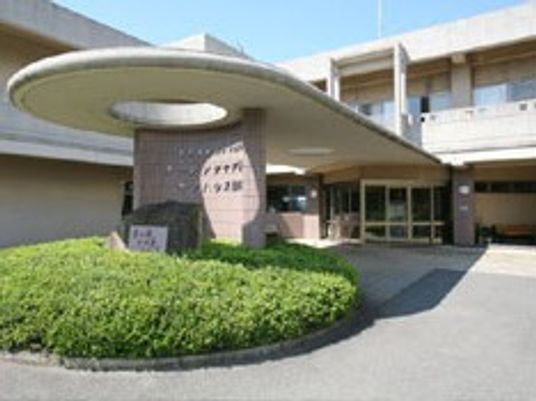 緑豊かなエントランス