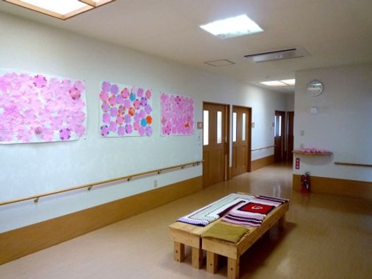 廊下にある休憩スペース