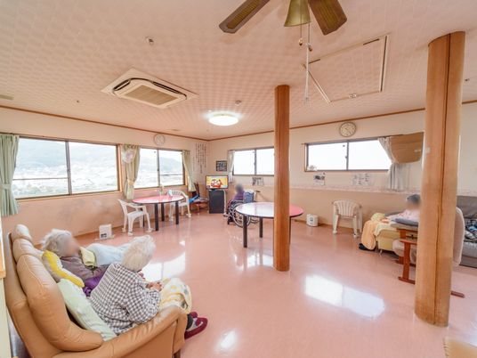 広々とした居室内