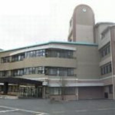 落ち着いた建物外観  