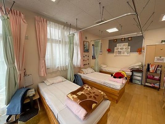 落ち着いた雰囲気の居室