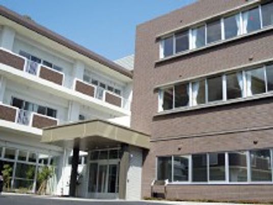 開放的な入り口