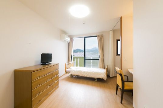 日差しが差し込む部屋