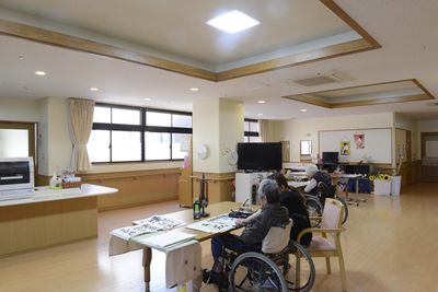 明るく広々とした室内