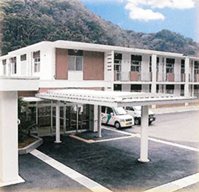 広々とした建物の外観