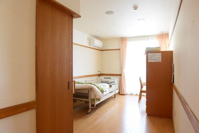 やわらかな日差しの居室 居室 やわらかな日差しが差し込む居室です。心地よい空間で、ゆったりとした時間を過ごせます。