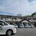 駐車場の広い外観