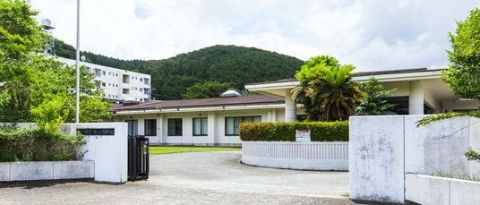 緑豊かなエントランス