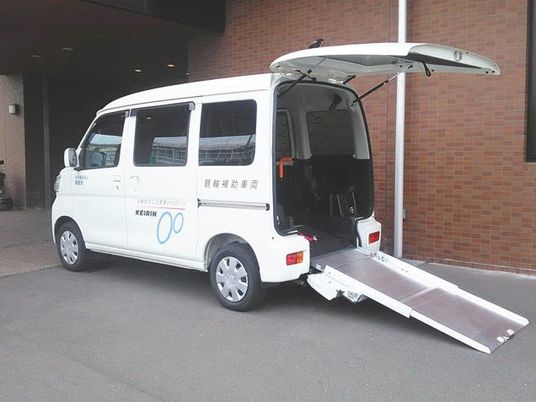 送迎車の停車場  