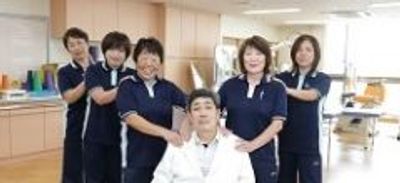 スタッフの集合写真