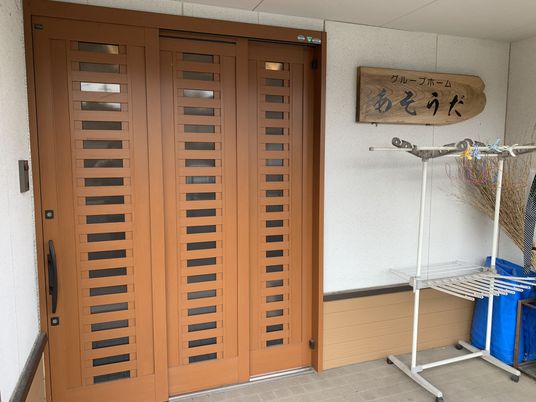 施設の入り口