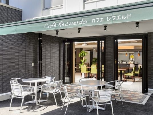 カフェ風テラス外観  