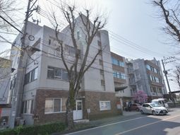 清潔な建物の外観