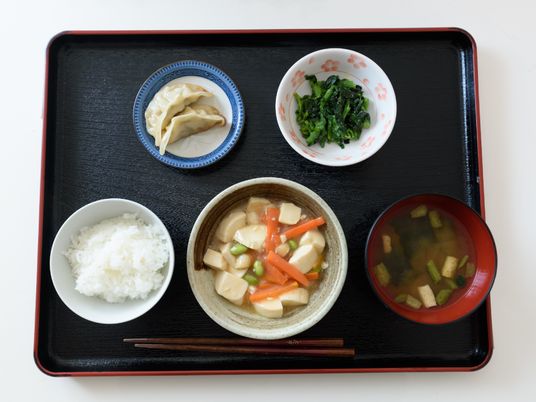和食のお膳セットアップ