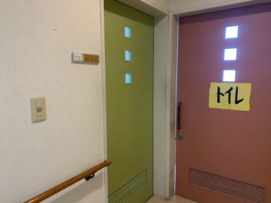 トイレ入口