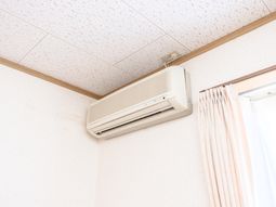 部屋のエアコン