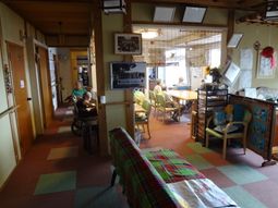 和やかなラウンジ風景