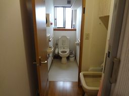 清潔感のあるトイレ空間