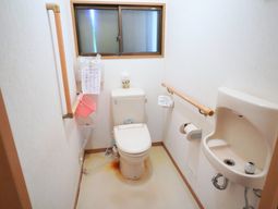 バリアフリートイレ