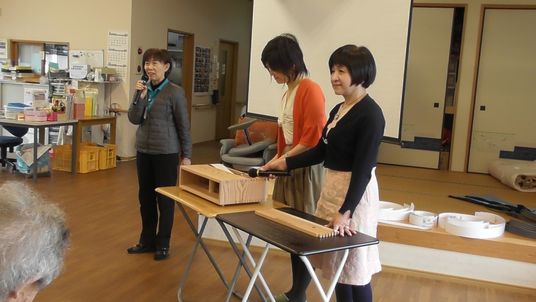 楽器を演奏する様子の共有スペース