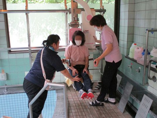 入浴をサポートする浴室