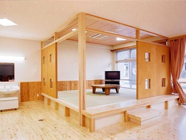 明るい和室 和室 自然光が差し込む和室は、落ち着いた雰囲気でリラックスできます。伝統的な作りが魅力です。