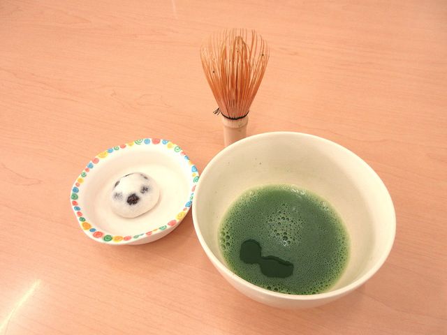 お茶と和菓子の料理 料理 お茶と和菓子を楽しめるひとときです。リラックスしながら和の趣を感じられます。