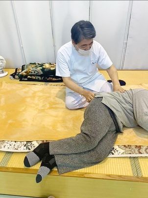 施術の様子