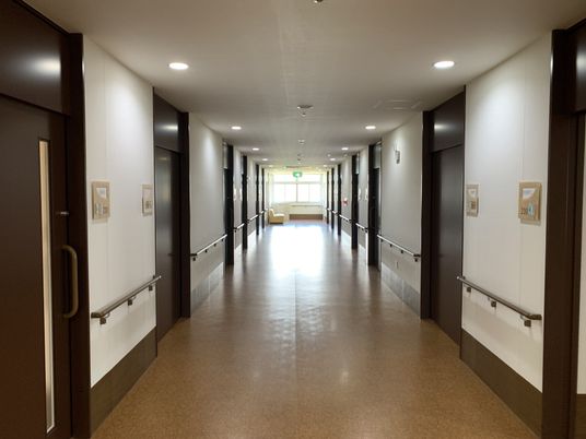 明るい廊下