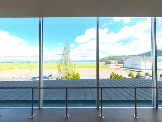 広がる景色の窓