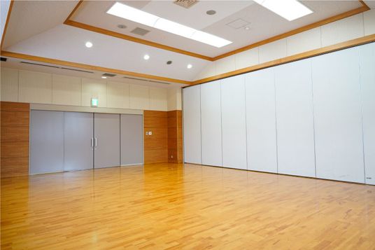 明るい多目的室