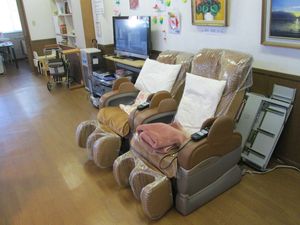 リビングのマッサージ椅子  