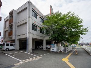 施設の外観
