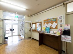 エントランスの受付スペース