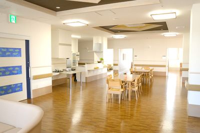 広々としたダイニング