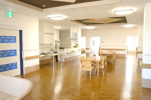 広々としたダイニング